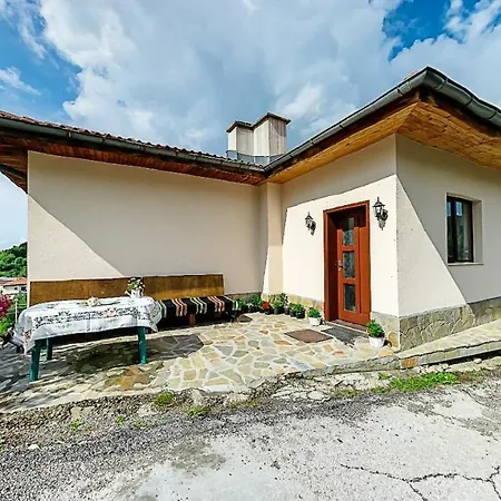 каневи Momchilovtsi (Smolyan)