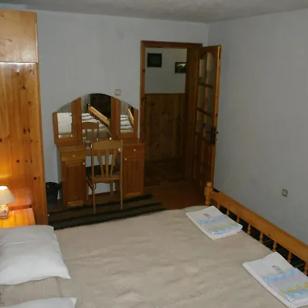каневи Homestay