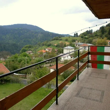 Homestay каневи Momchilovtsi (Smolyan)