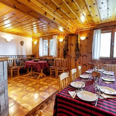каневи Homestay Momchilovtsi (Smolyan)