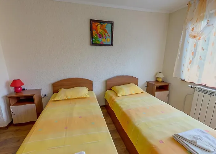 منزل للإقامة каневи *